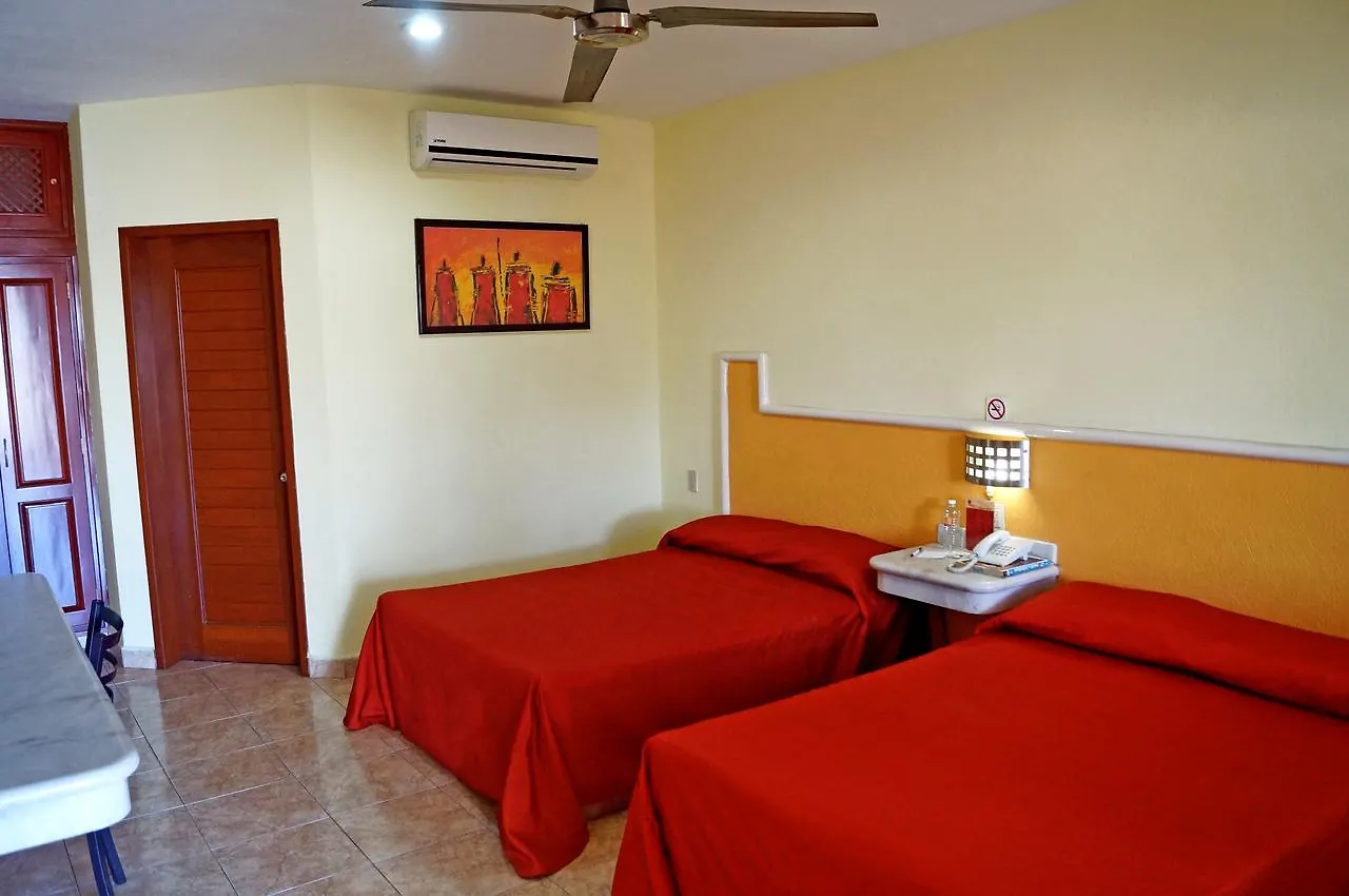 Hotel La Palapa Mazatlan 2*,